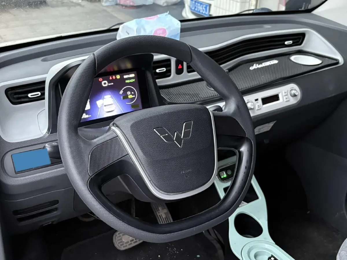 2022 WuLing HongGuang MINI EV BEV 9KWH,autocango,china used car exporter,china ev exporter,chinese used car exporter,chinese used ev exporter