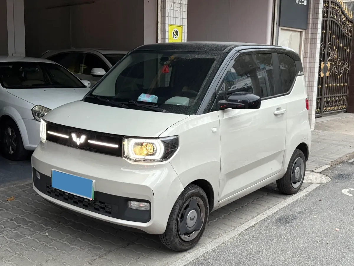 2022 WuLing HongGuang MINI EV BEV 9KWH,autocango,china used car exporter,china ev exporter,chinese used car exporter,chinese used ev exporter