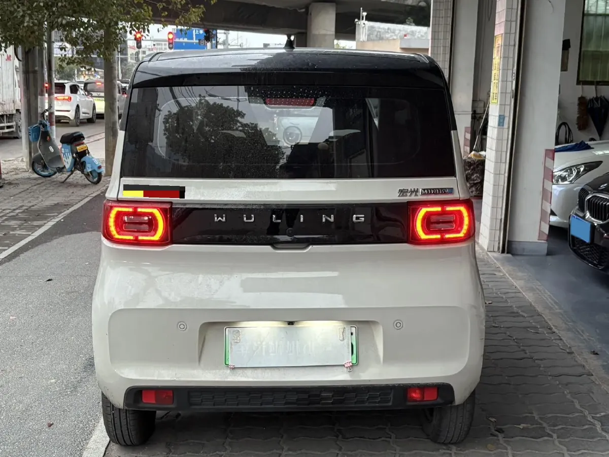 2022 WuLing HongGuang MINI EV BEV 9KWH,autocango,china used car exporter,china ev exporter,chinese used car exporter,chinese used ev exporter