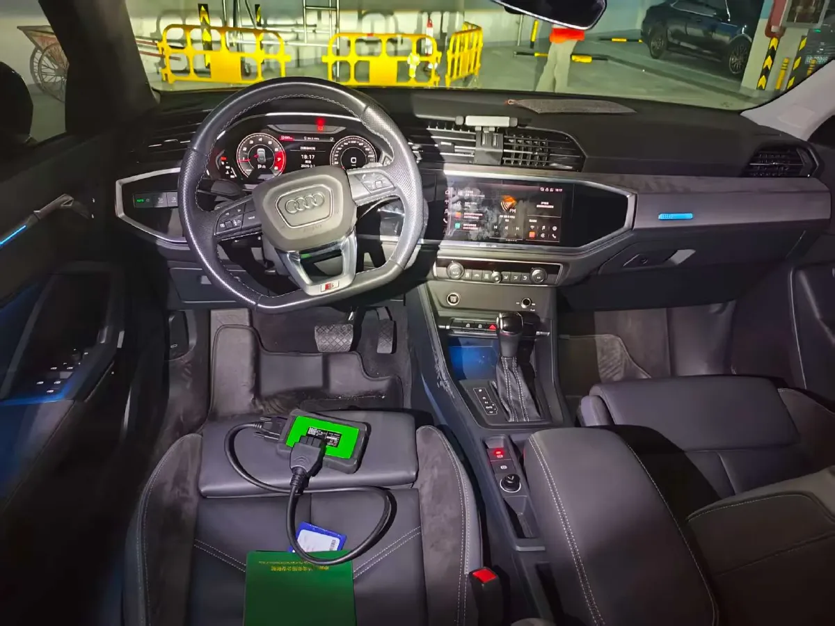 2022 Audi Q3 2.0T 186HP L4 7DCT,autocango,china used car exporter,china ev exporter,chinese used car exporter,chinese used ev exporter