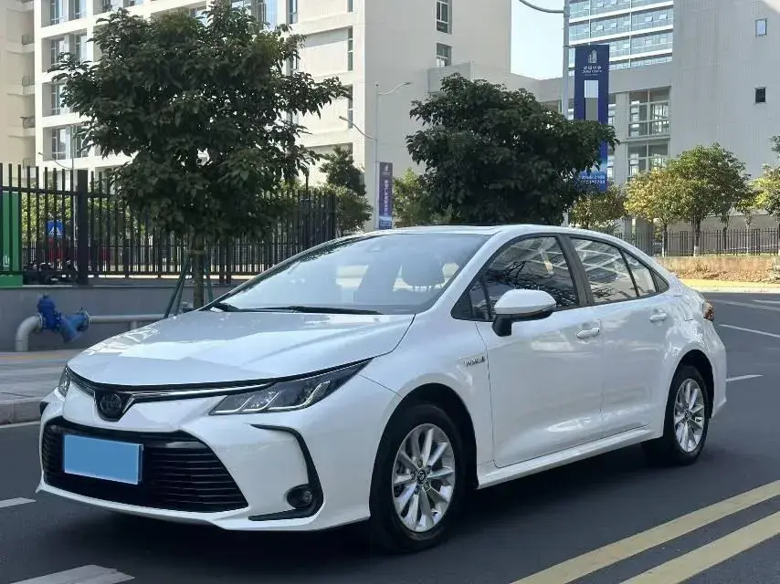 2021 Toyota Corolla 1.8L 98HP L4 E-CVT Hybrid