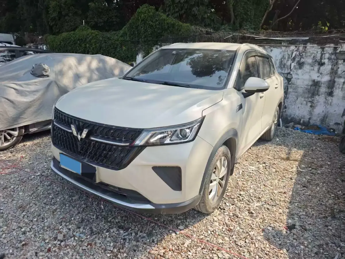 2021 WuLing XingChen 1.5T 147HP L4 6MT