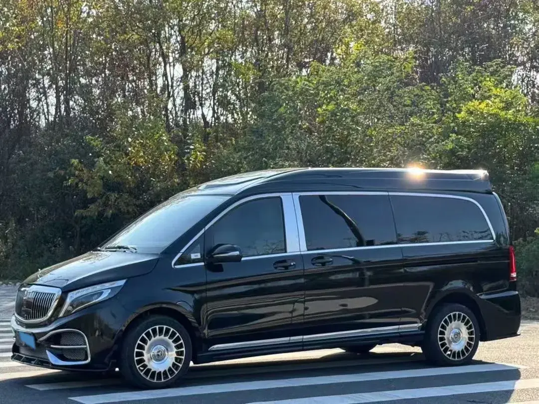 2018 Mercedes-Benz V Class 2.0T 211HP L4 7AT