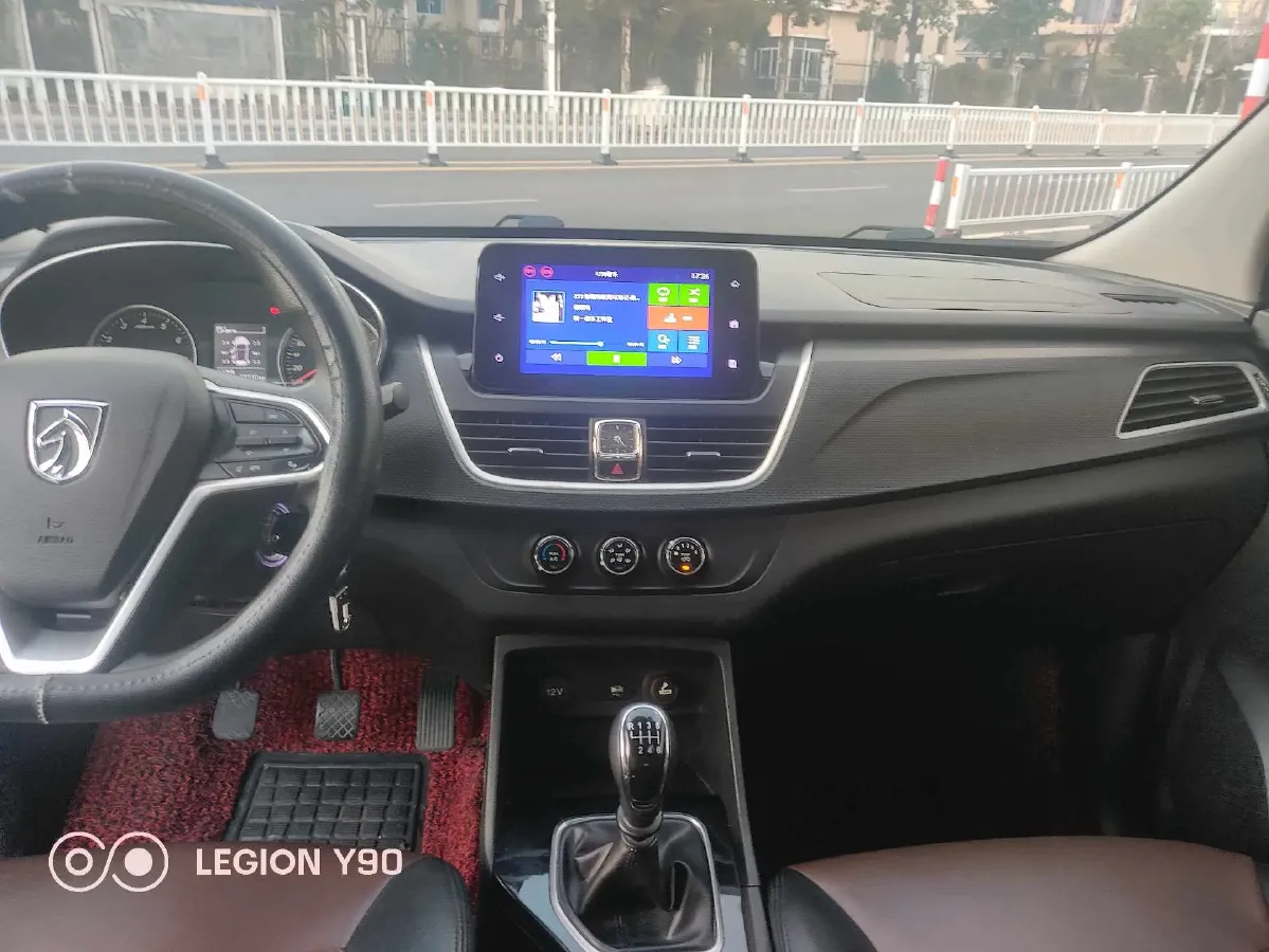 2021 BaoJun 730 1.5L 105HP L4 6MT,autocango,china used car exporter,china ev exporter,chinese used car exporter,chinese used ev exporter