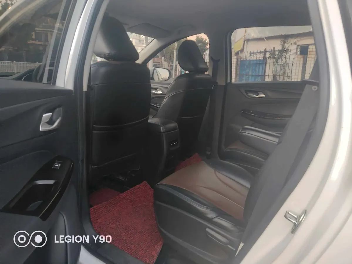 2021 BaoJun 730 1.5L 105HP L4 6MT,autocango,china used car exporter,china ev exporter,chinese used car exporter,chinese used ev exporter