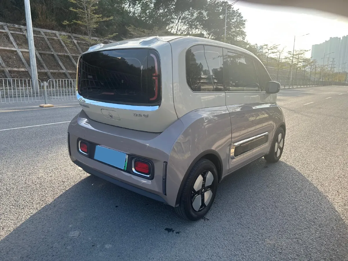 2023 BaoJun KiWi EV BEV 31.7KWH,autocango,china used car exporter,china ev exporter,chinese used car exporter,chinese used ev exporter