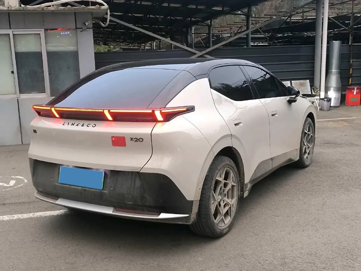 2025 Jetour Freeman 1.5T 184HP L4 7DCT,autocango,china used car exporter,china ev exporter,chinese used car exporter,chinese used ev exporter