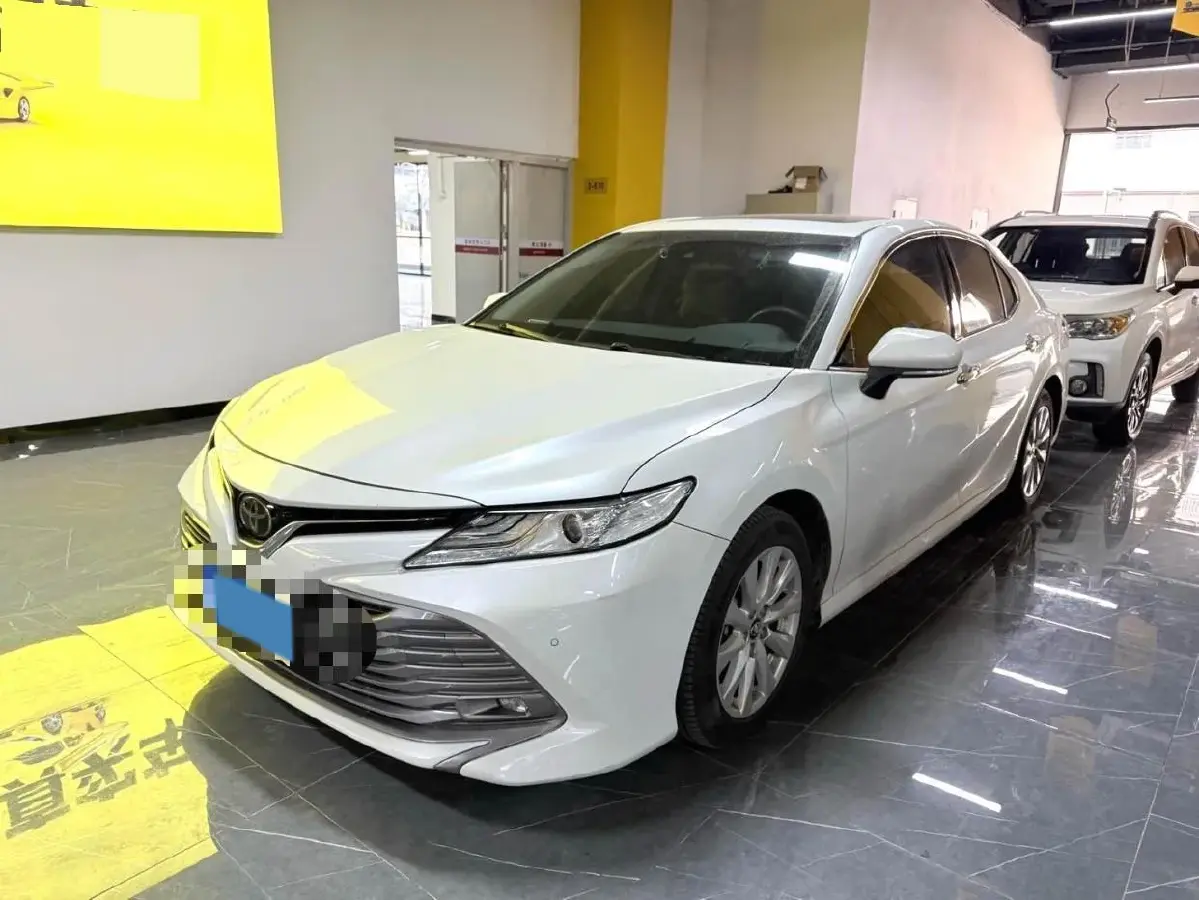 2019 Toyota Camry 2.0L 178HP L4 CVT
