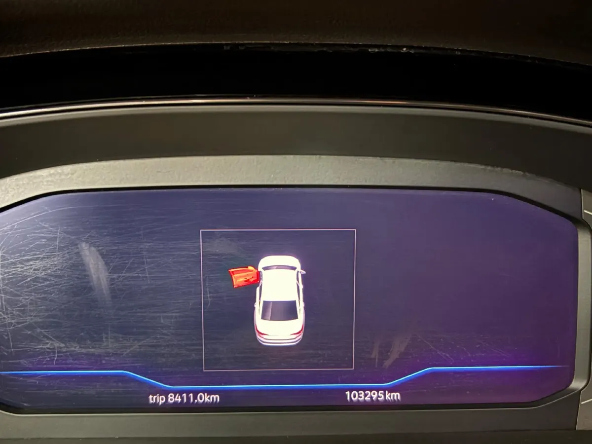 2019 Volkswagen Passat 2.0T 186HP L4 7DCT,autocango,china used car exporter,china ev exporter,chinese used car exporter,chinese used ev exporter