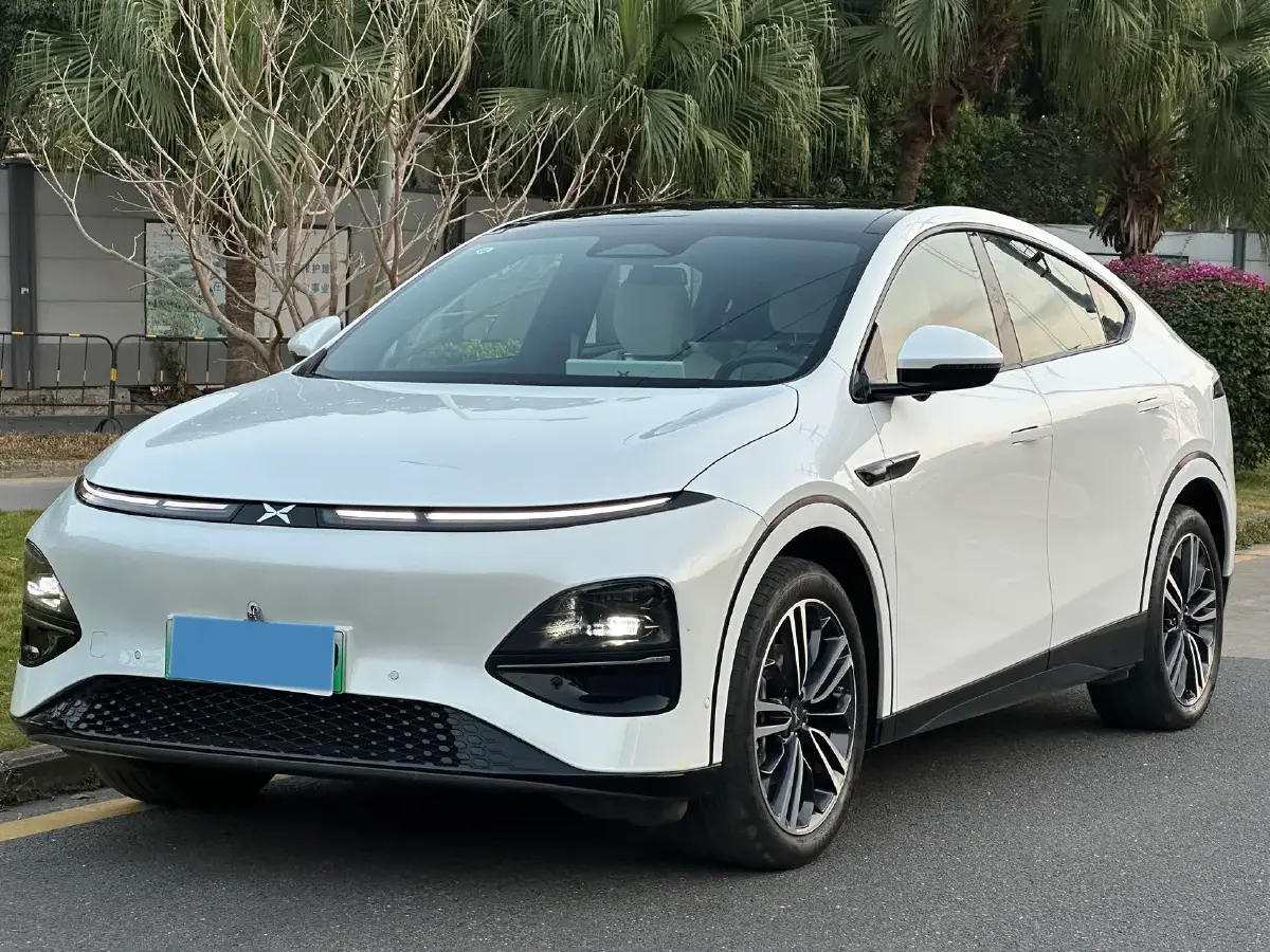 2023 Xpeng G6 BEV 66KWH