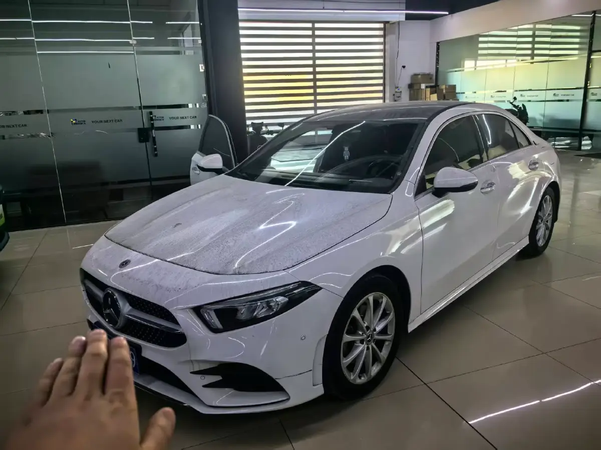 2021 Mercedes-Benz A Class 1.3T 163HP L4 7DCT