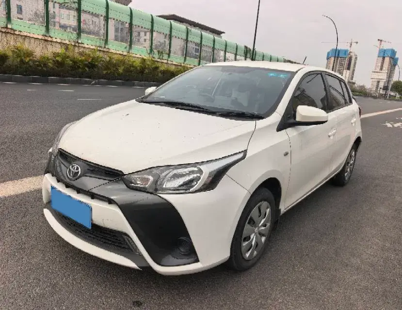 2020 Toyota Yaris L 1.5L 110HP L4 CVT