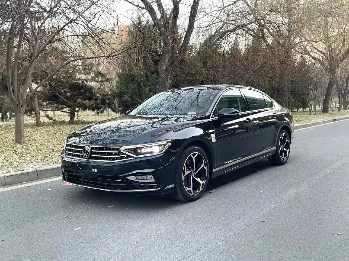 2023 Volkswagen Magotan 2.0T 186HP L4 7DCT