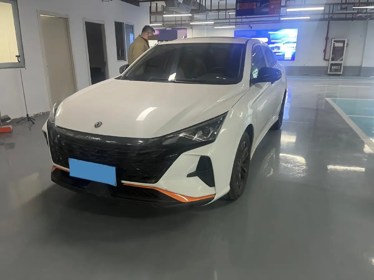 2023 DongFeng Aeolus YiXuan 1.5L 125HP L4 6DCT