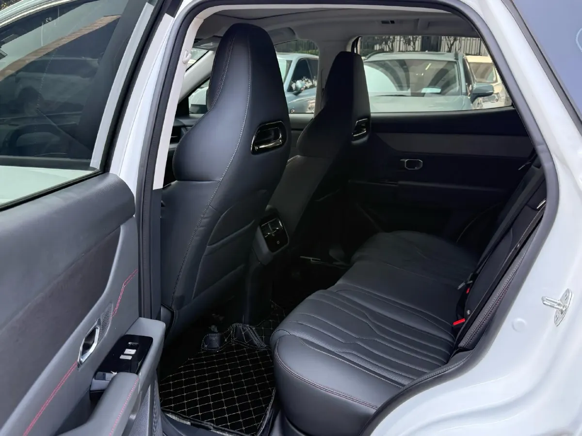 2024 Jetour DASHING 1.5T 156HP L4 6DCT,autocango,china used car exporter,china ev exporter,chinese used car exporter,chinese used ev exporter