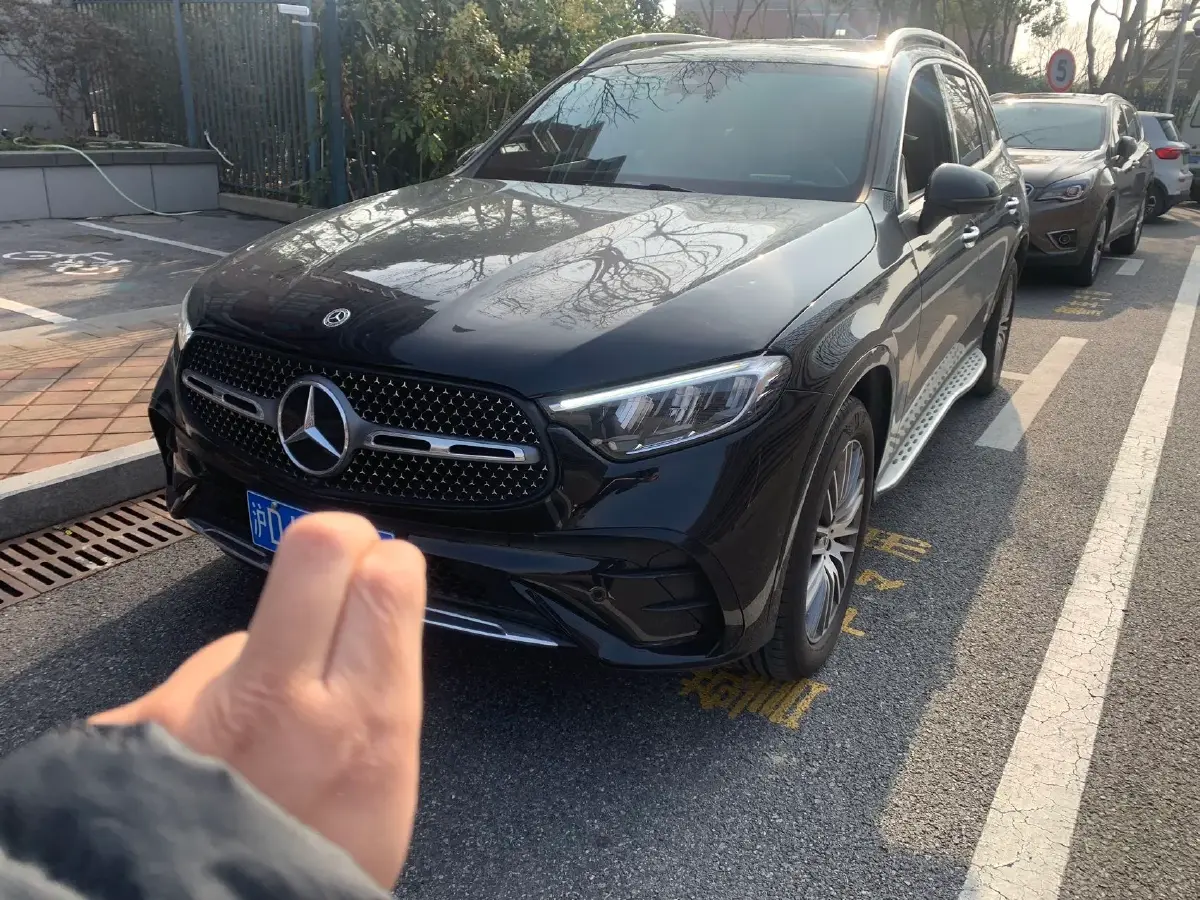 2023 Mercedes-Benz GLC Class 2.0T 258HP L4 9AT