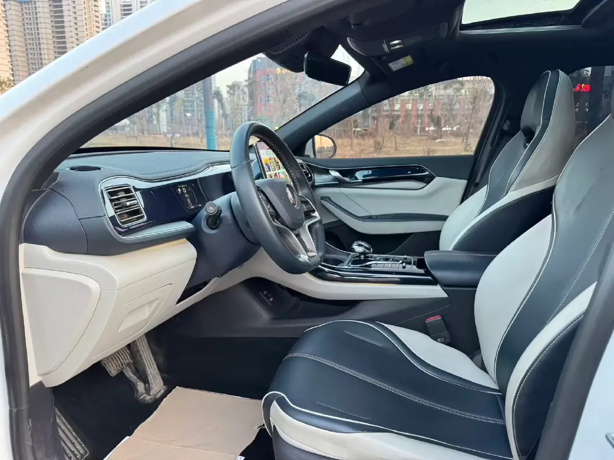 2021 MAXUS G50 1.5T 169HP L4 7DCT,autocango,china used car exporter,china ev exporter,chinese used car exporter,chinese used ev exporter