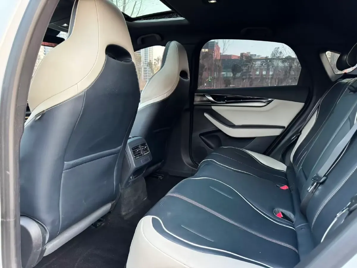 2021 MAXUS G50 1.5T 169HP L4 7DCT,autocango,china used car exporter,china ev exporter,chinese used car exporter,chinese used ev exporter