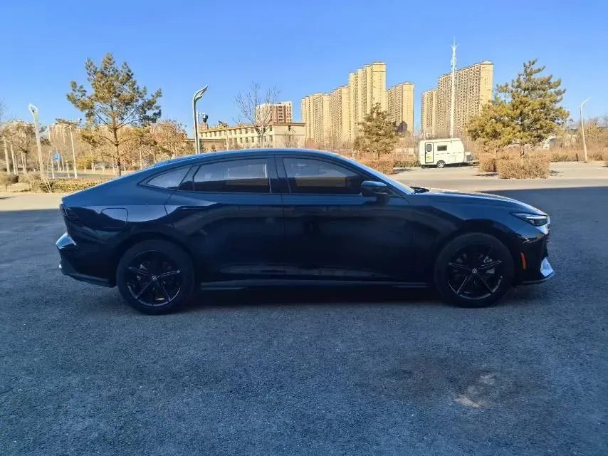 2023 ChangAn UNI-V iDD 1.5T 170HP L4 6TCT PHEV 18.4KWH,autocango,china used car exporter,china ev exporter,chinese used car exporter,chinese used ev exporter