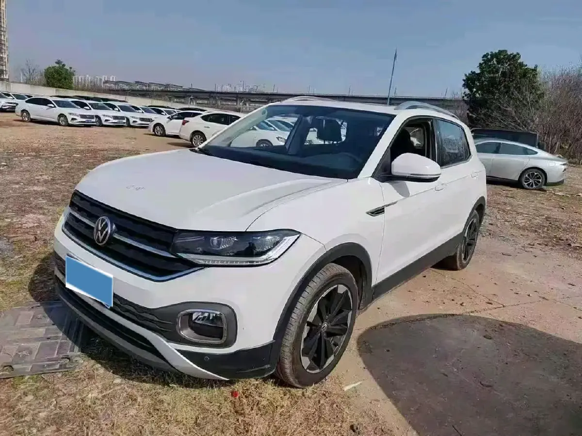 2023 Volkswagen Tacqua 1.2T 116HP L4 7DCT