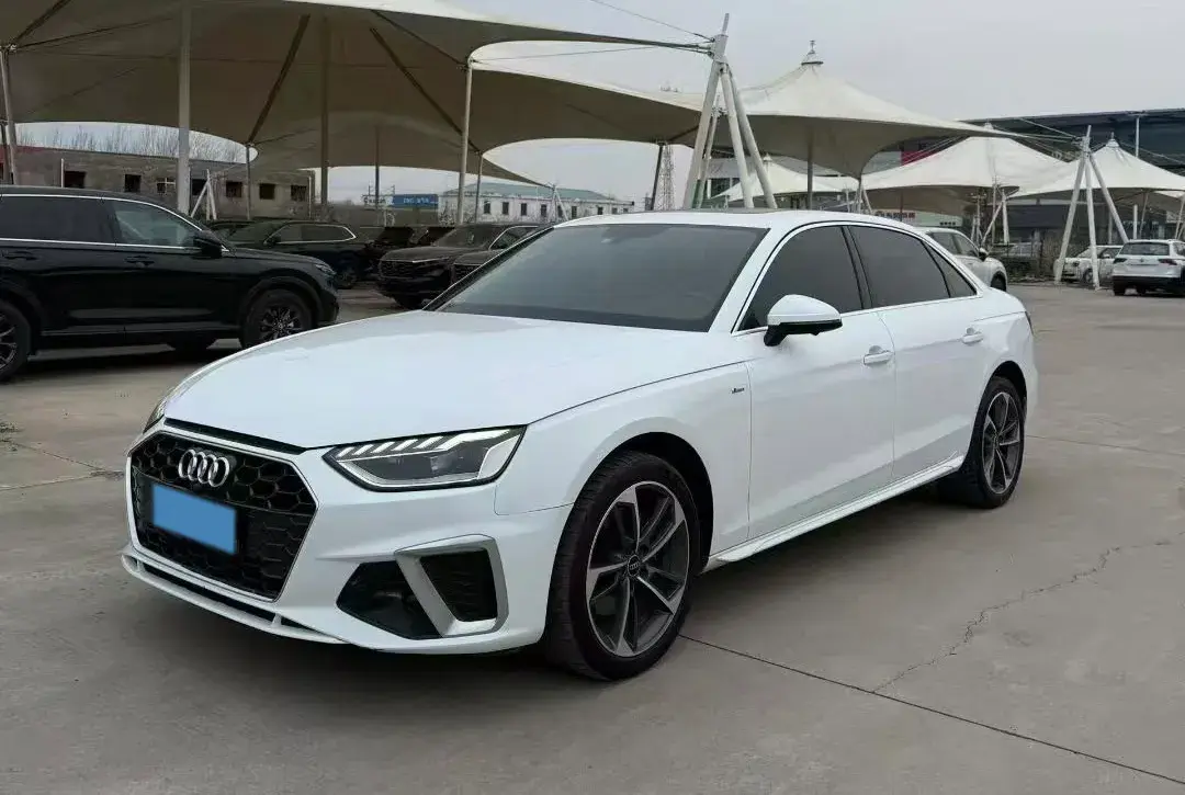 2020 Audi A4L 2.0T 190HP L4 7DCT