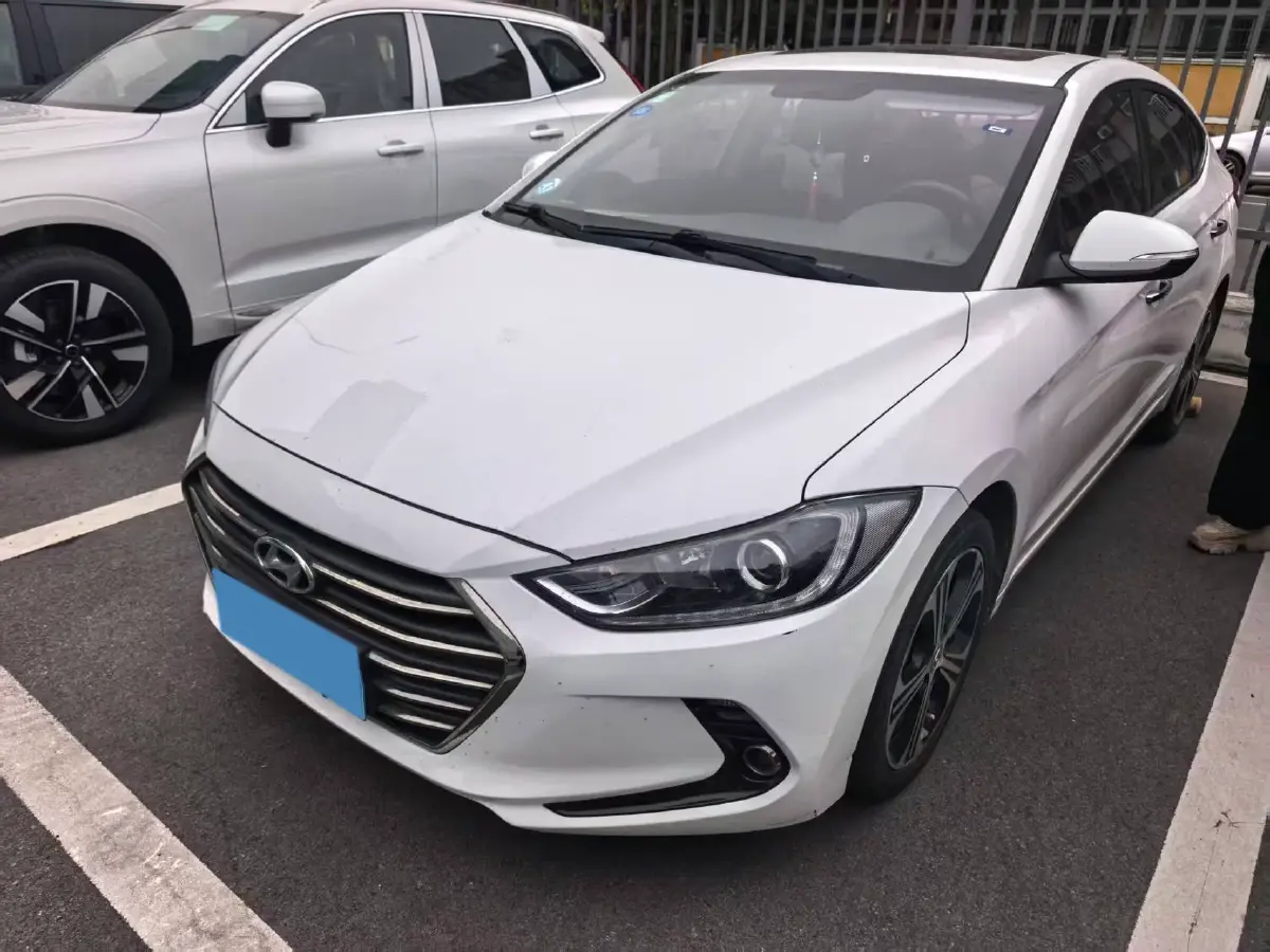 2018 Hyundai Elantra 1.4T 130HP L4 7DCT