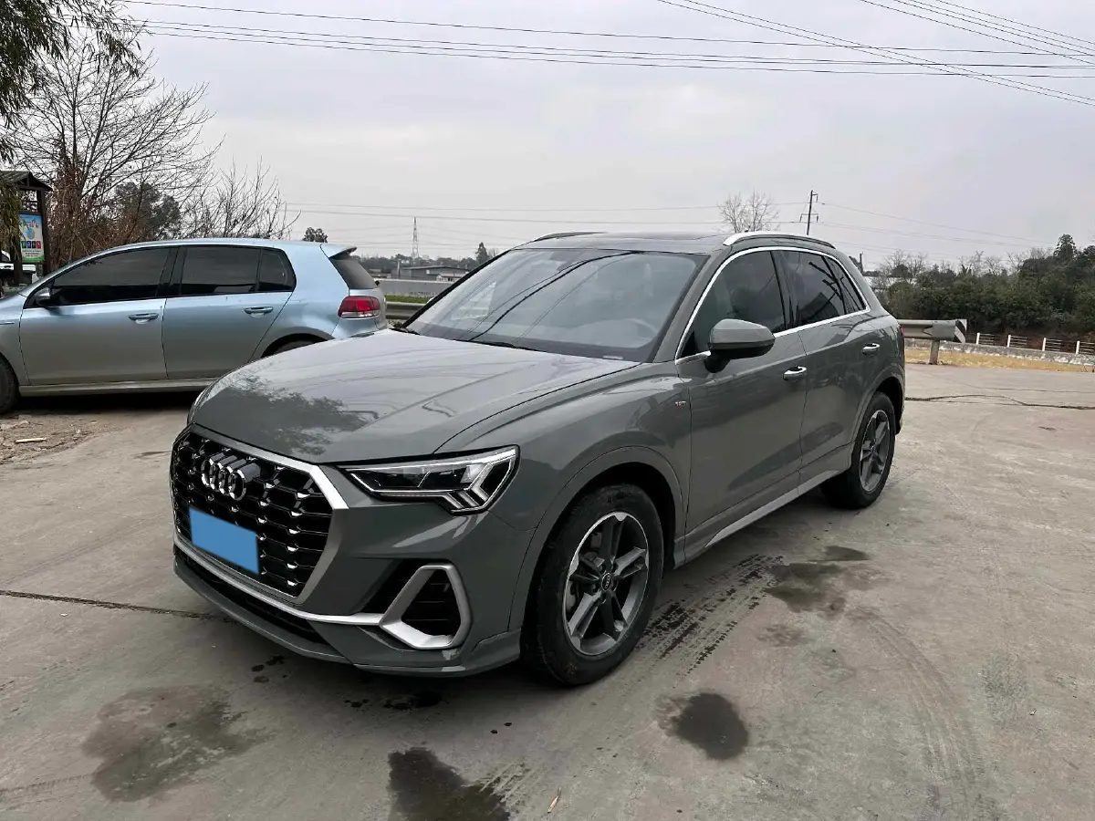 2024 Audi Q3 1.5T 160HP L4 7DCT