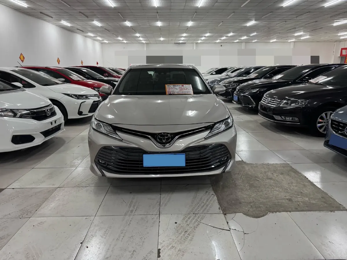 2019 Toyota Camry 2.0L 178HP L4 CVT,autocango,china used car exporter,china ev exporter,chinese used car exporter,chinese used ev exporter