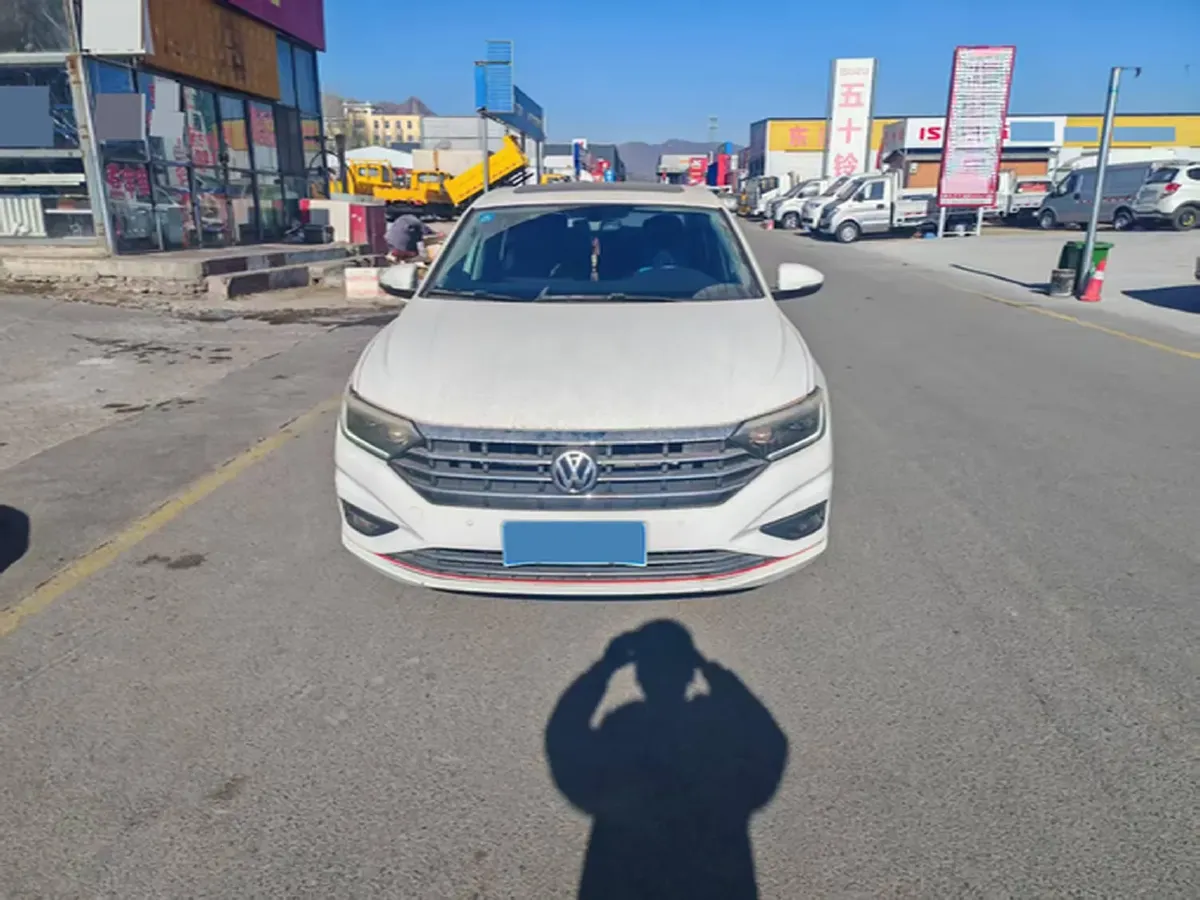 2019 Luxgen Grand 7 MPV 2.0T 188HP L4 6AT,autocango,china used car exporter,china ev exporter,chinese used car exporter,chinese used ev exporter
