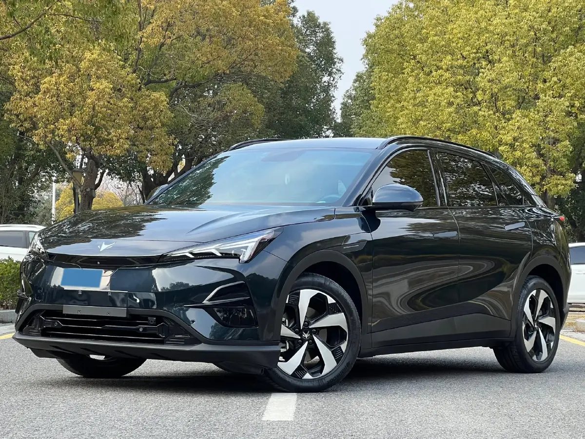 2025 Foton General F9 2.0T 238HP L4 8AT