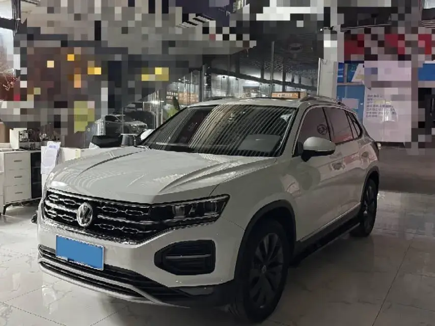 2019 Jeep Cherokee 2.0T 234HP L4 9AT