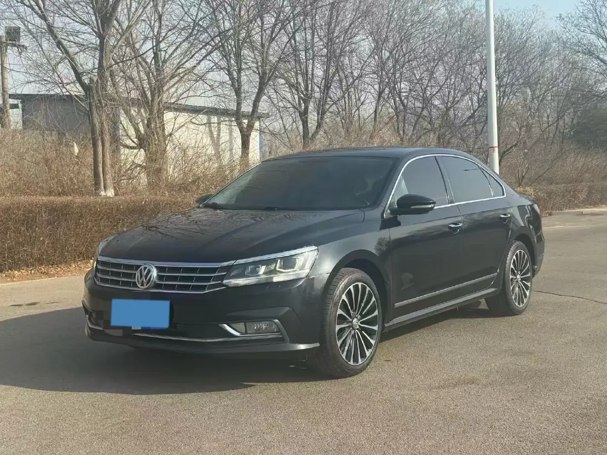 2017 Volkswagen Passat 1.8T 180HP L4 7DCT