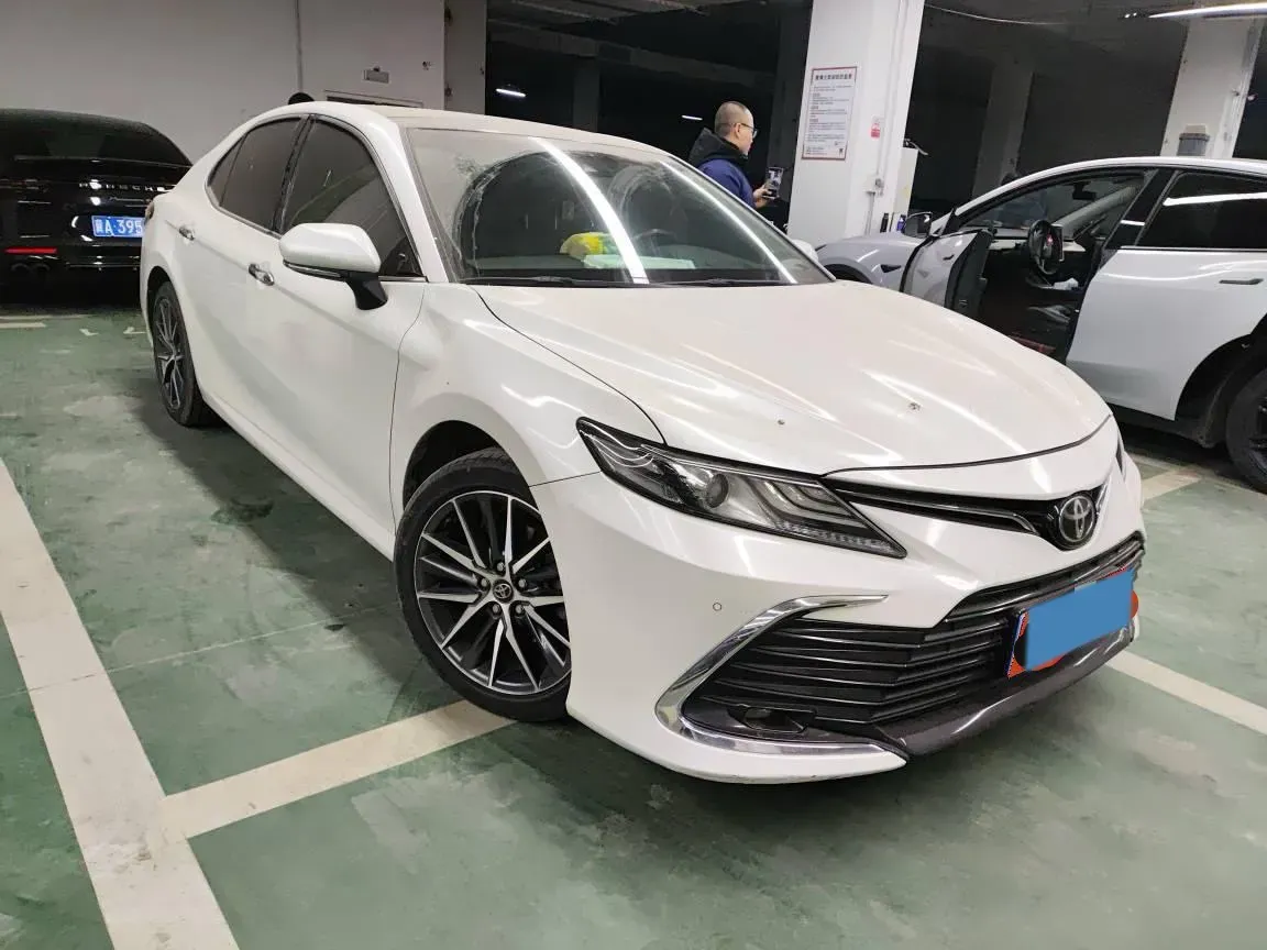 2021 Toyota Camry 2.5L 209HP L4 8AT,autocango,china used car exporter,china ev exporter,chinese used car exporter,chinese used ev exporter