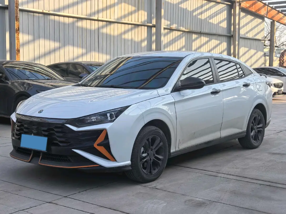 2024 DongFeng Aeolus YiXuan 1.5L 125HP L4 6DCT