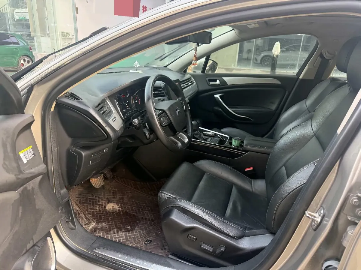 2017 Citroen C5 1.6T 167HP L4 6AT,autocango,china used car exporter,china ev exporter,chinese used car exporter,chinese used ev exporter