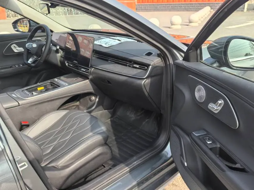 2025 Fulwin FulwinA8L 1.5T 156HP L4 1DHT PHEV 18.67KWH,autocango,china used car exporter,china ev exporter,chinese used car exporter,chinese used ev exporter