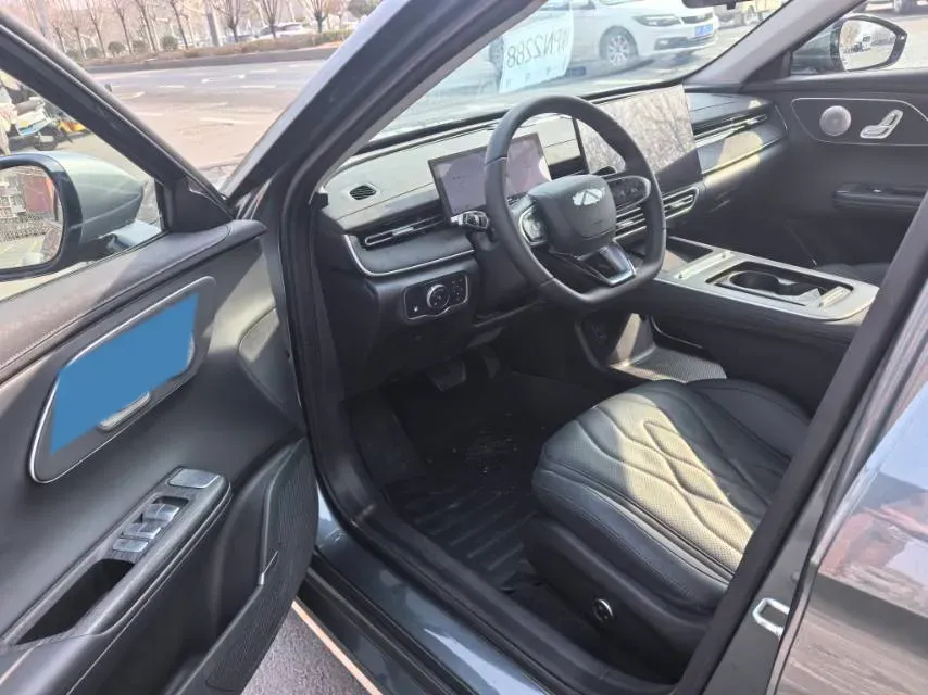 2025 Fulwin FulwinA8L 1.5T 156HP L4 1DHT PHEV 18.67KWH,autocango,china used car exporter,china ev exporter,chinese used car exporter,chinese used ev exporter