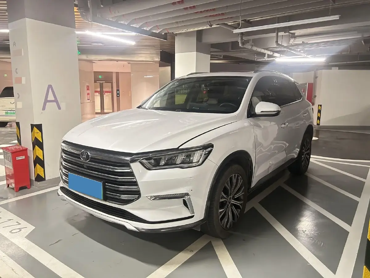 2019 BYD Song Pro 1.5T 160HP L4 6DCT PHEV 15.7KWH