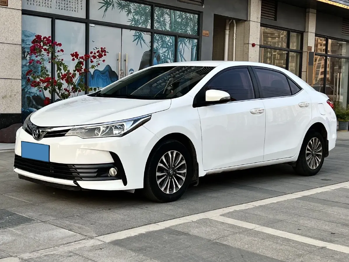 2017 Toyota Corolla 1.2T 116HP L4 CVT