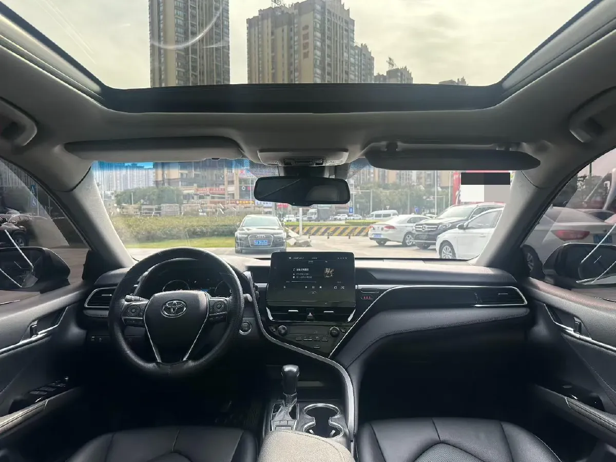 2021 Toyota Camry 2.5L 209HP L4 8AT,autocango,china used car exporter,china ev exporter,chinese used car exporter,chinese used ev exporter