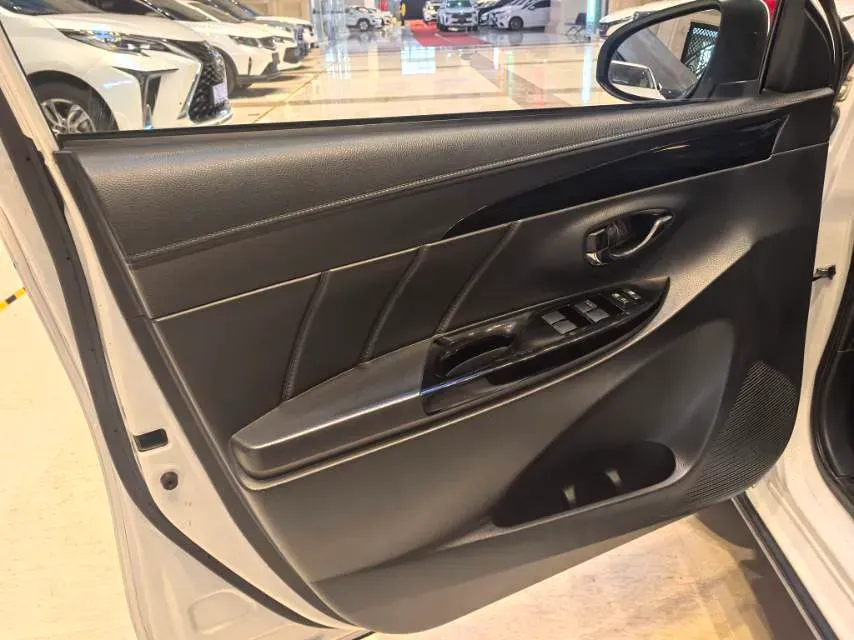 2021 Toyota Yaris L 1.5L 112HP L4 CVT,autocango,china used car exporter,china ev exporter,chinese used car exporter,chinese used ev exporter