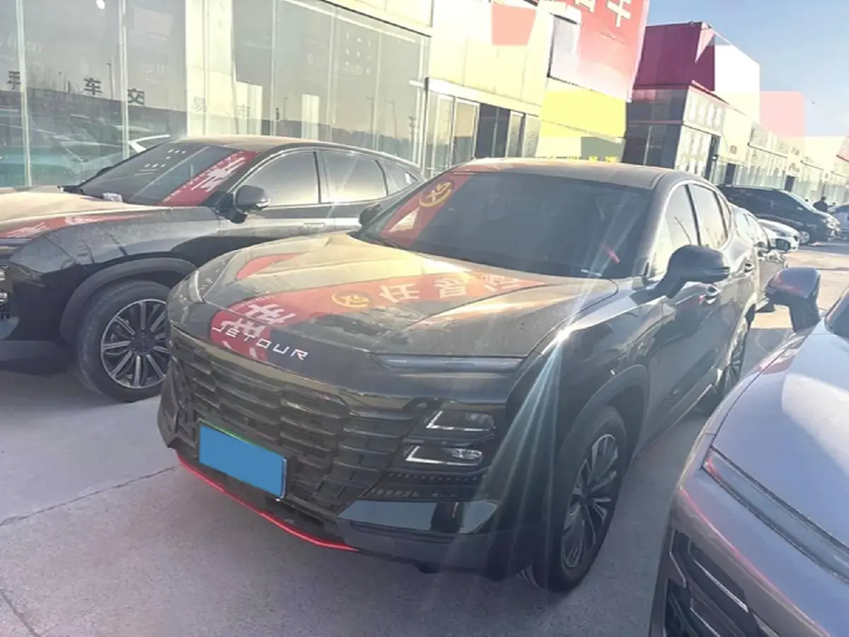 2023 Jetour DASHING 1.6T 197HP L4 7DCT