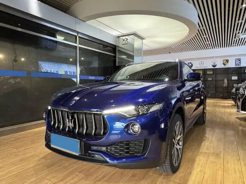 2018 Maserati Levante 3.0T 350HP V6 8AT
