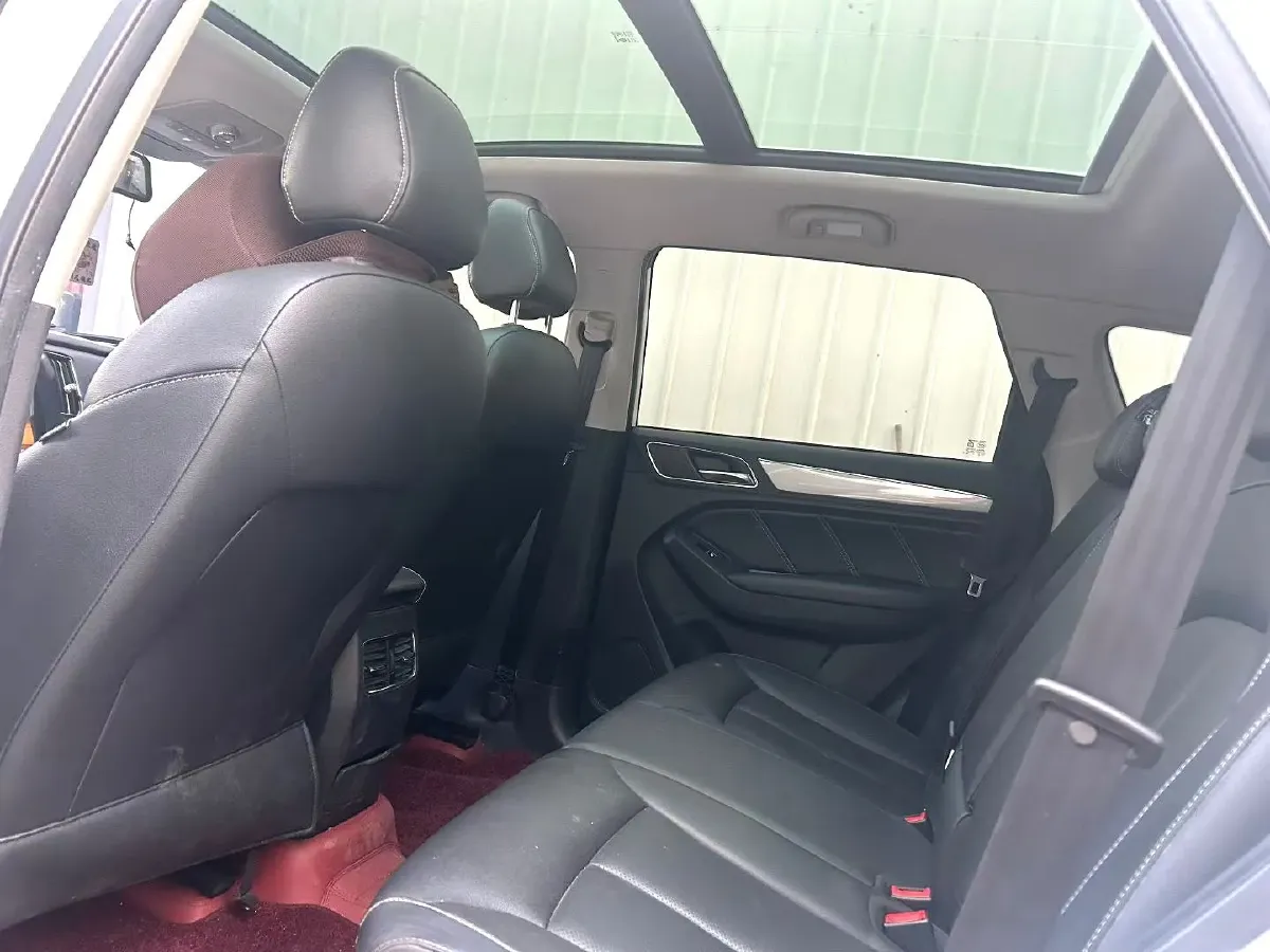 2020 Dongfeng YuFeng P16 2.4T 218HP L4 6MT,autocango,china used car exporter,china ev exporter,chinese used car exporter,chinese used ev exporter