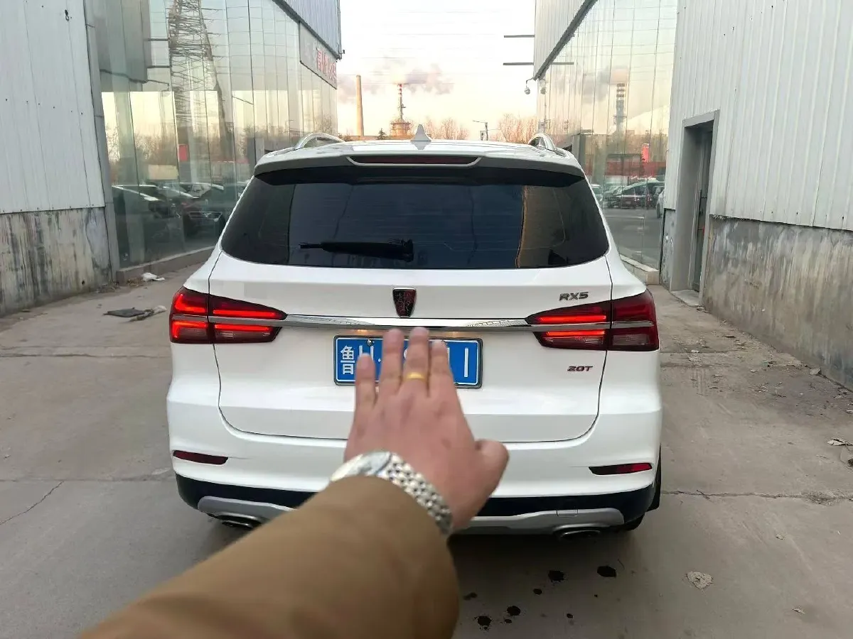 2020 Dongfeng YuFeng P16 2.4T 218HP L4 6MT,autocango,china used car exporter,china ev exporter,chinese used car exporter,chinese used ev exporter