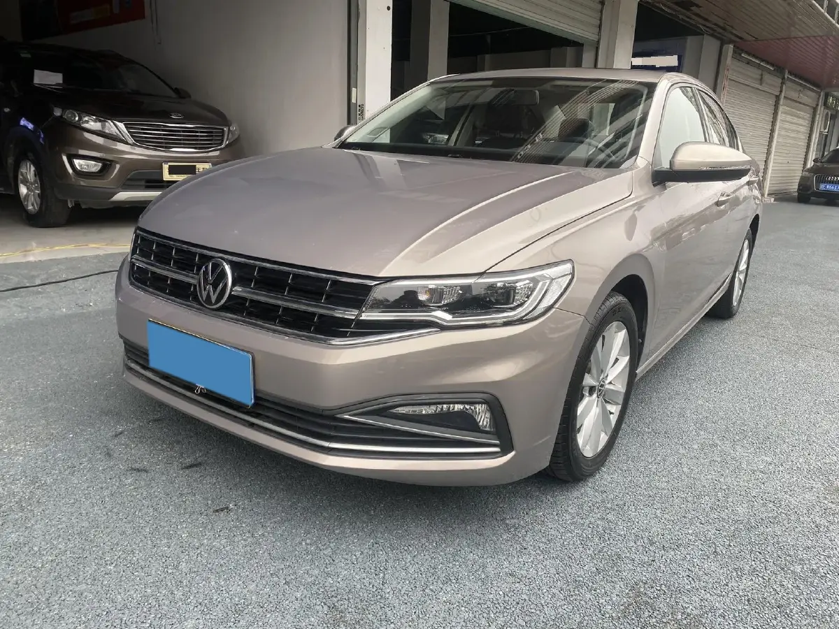 2021 Volkswagen Bora 1.5L 113HP L4 6AT