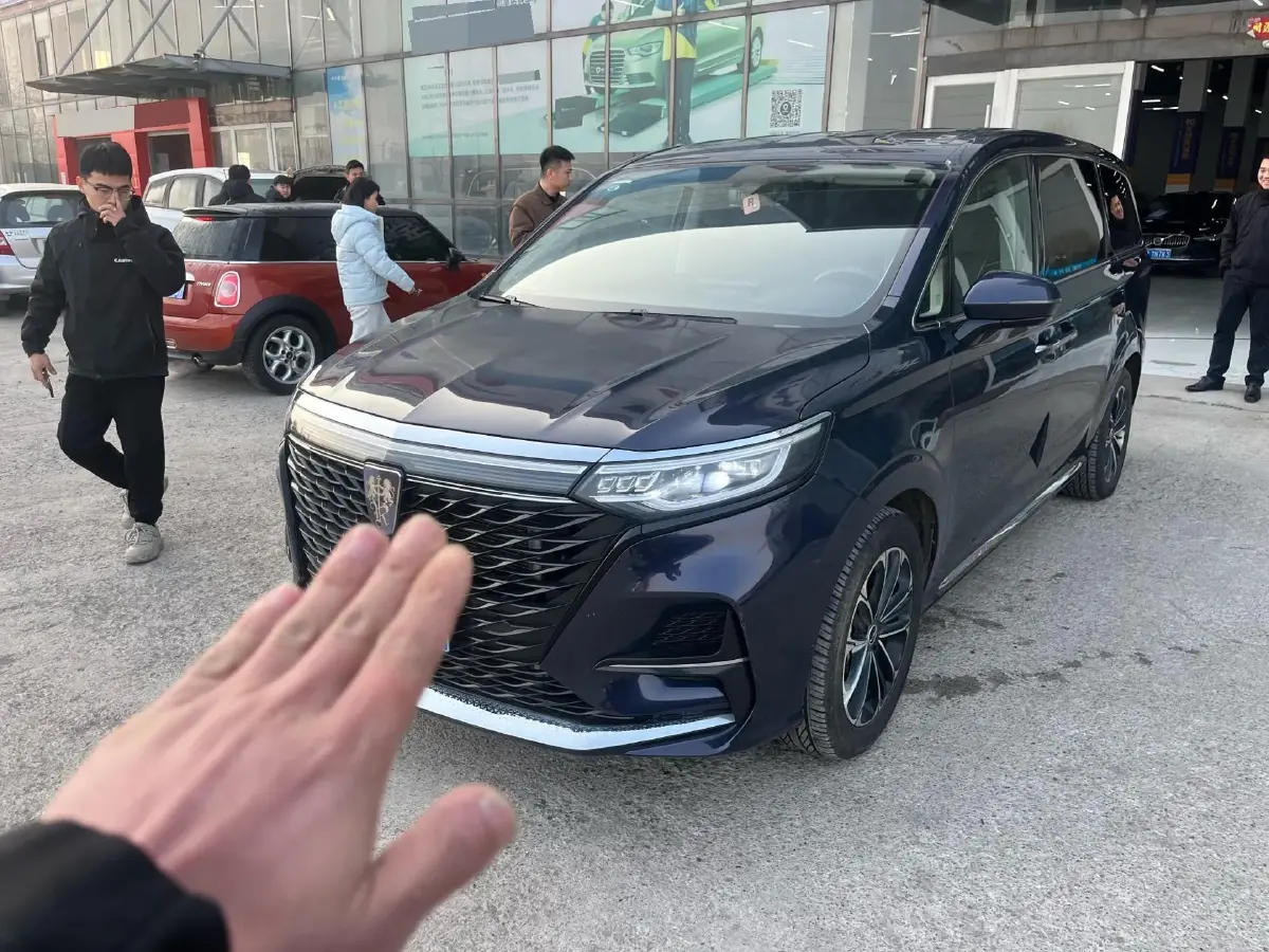 2022 Roewe iMAX8 2.0T 234HP L4 8AT