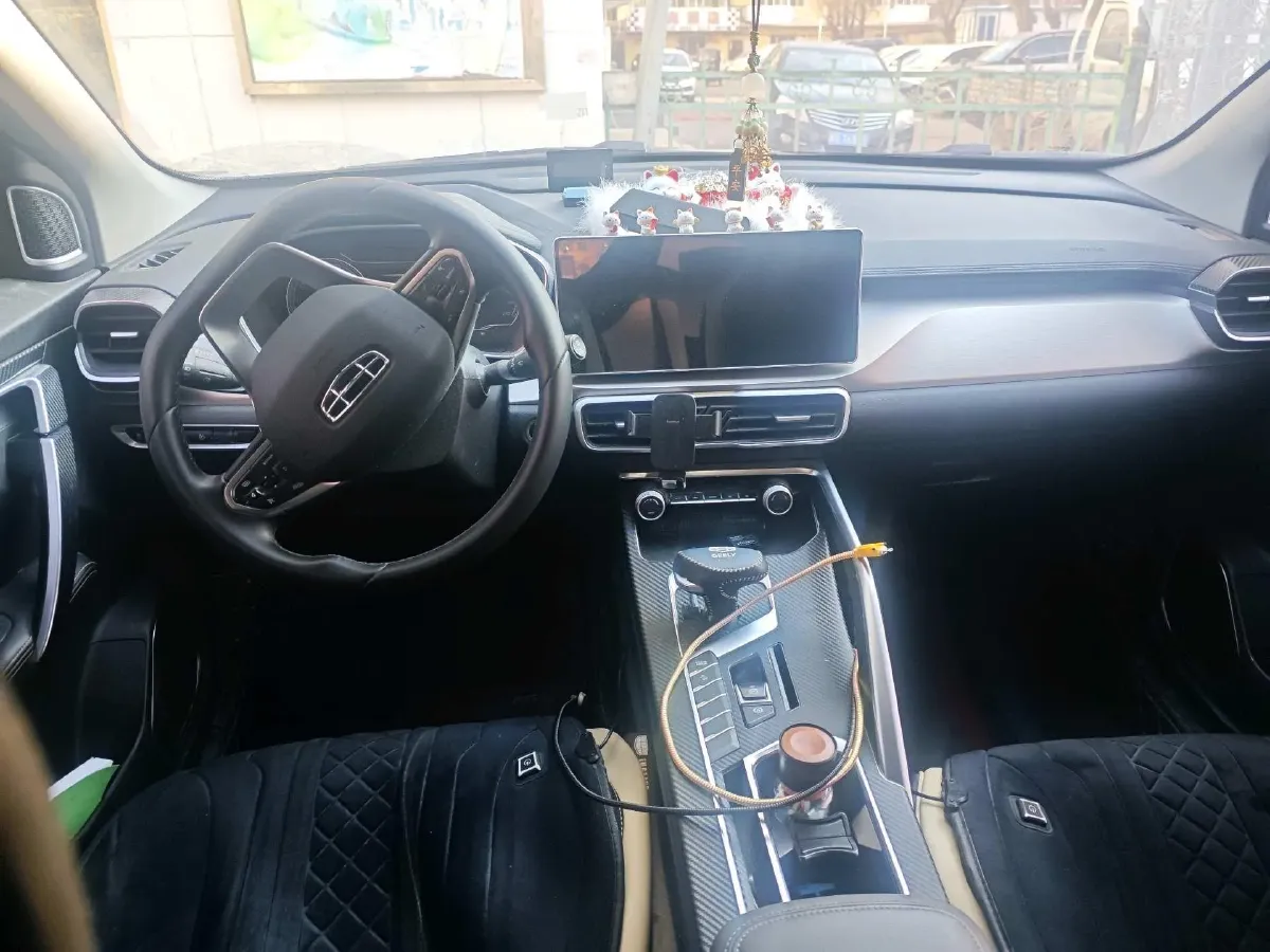 2023 Geely Coolray 1.5T 181HP L4 7DCT,autocango,china used car exporter,china ev exporter,chinese used car exporter,chinese used ev exporter