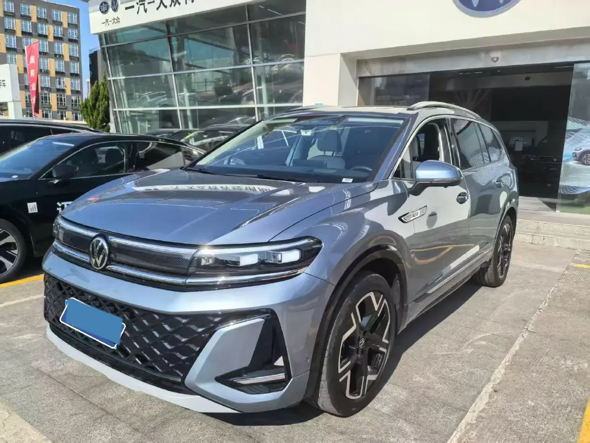 2026 Volkswagen Talagon 2.0T 272HP L4 7DCT