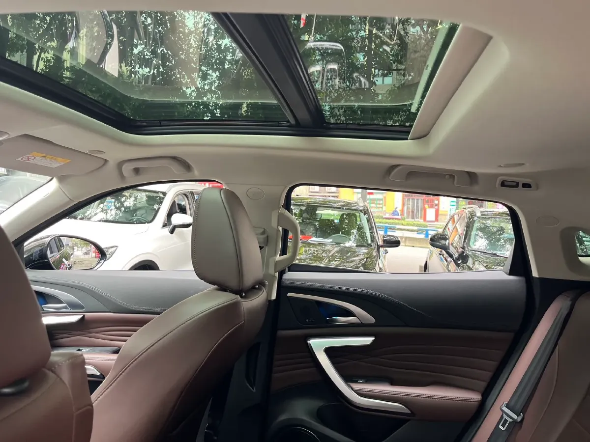 2020 WEY VV7 GT 2.0T 227HP L4 7DCT,autocango,china used car exporter,china ev exporter,chinese used car exporter,chinese used ev exporter